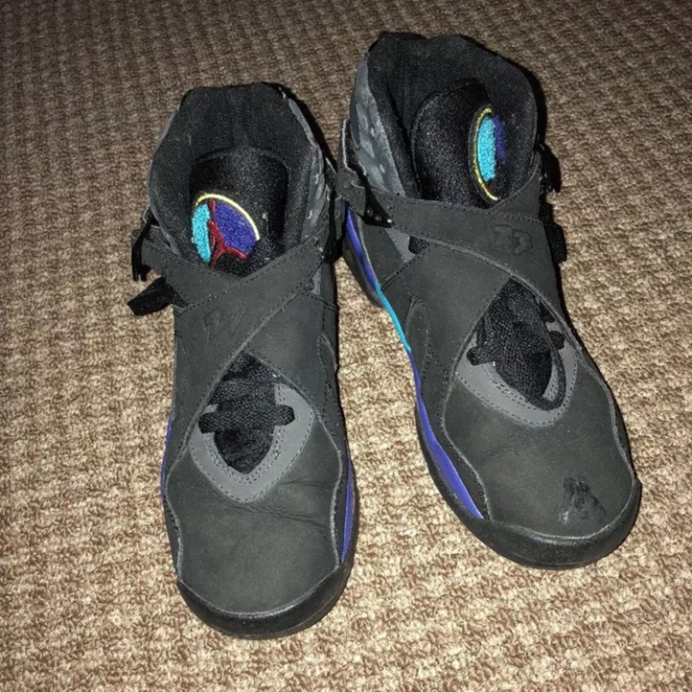 Retro Jordans 8 Size 4.5